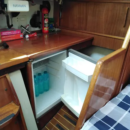 Sfinx Botel Limanu